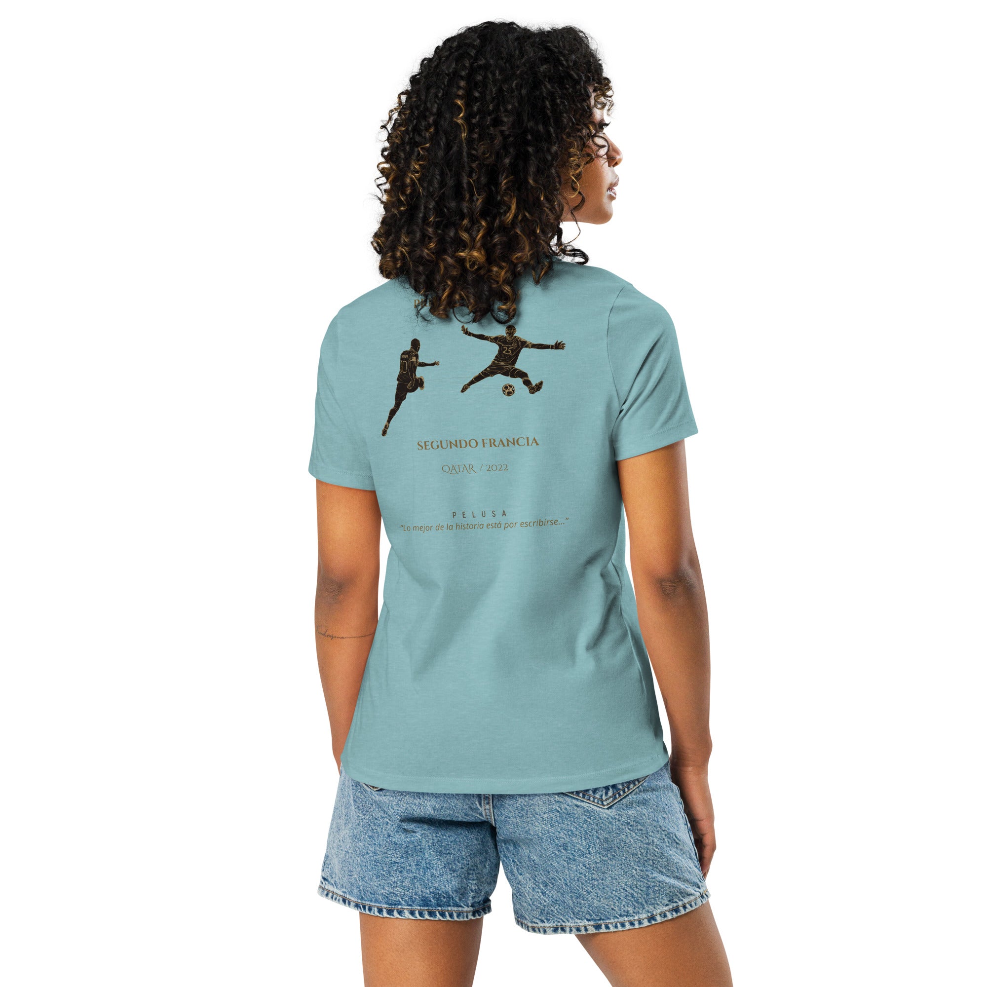 Camiseta mujer celeste inspirada en la final del Mundial Qatar 2022, look trasero