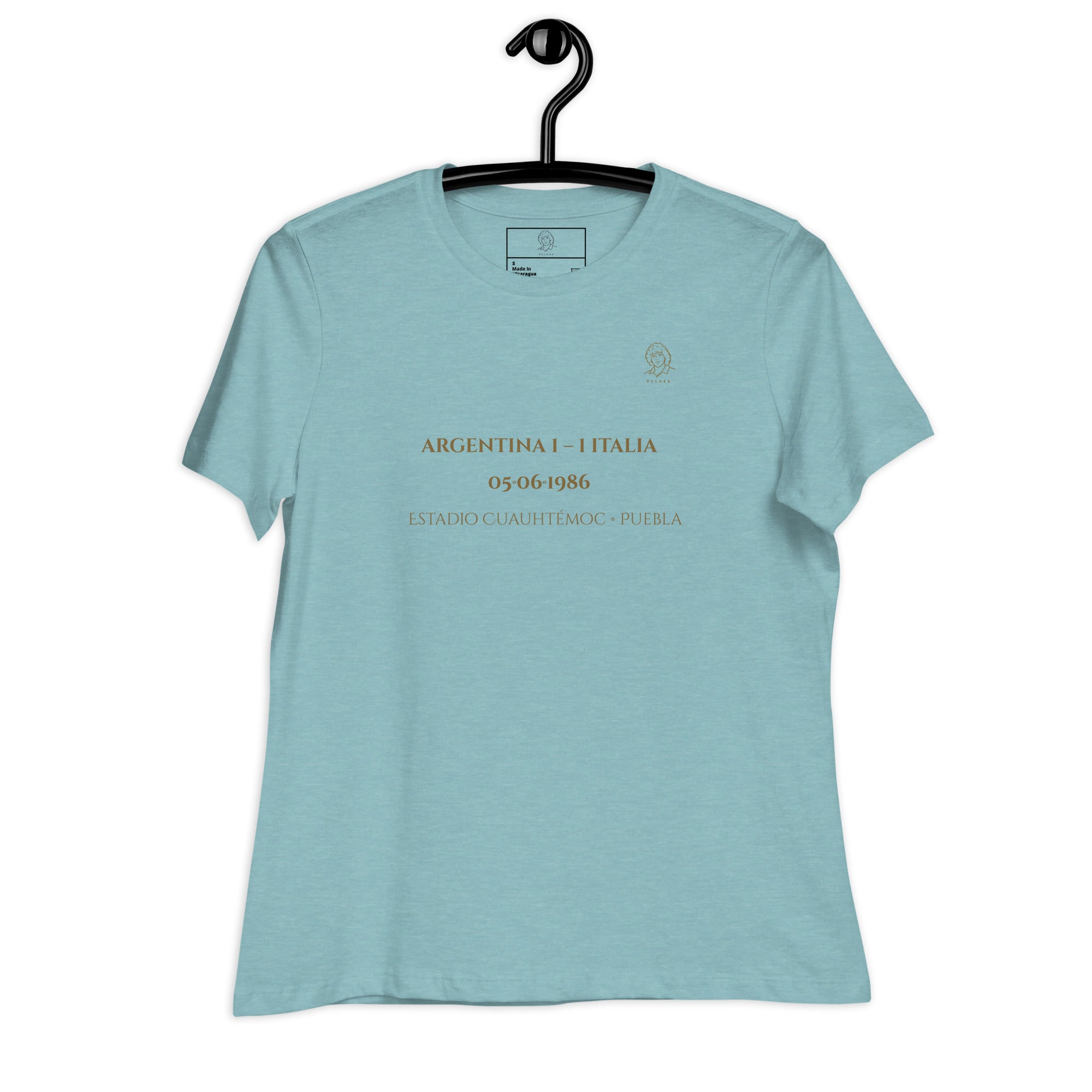 Camiseta celeste con diseño He Visto Maradona en la espalda, frontal
