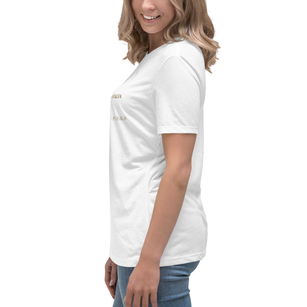 Camiseta mujer blanca con diseño He Visto Maradona en la espalda, look lateral